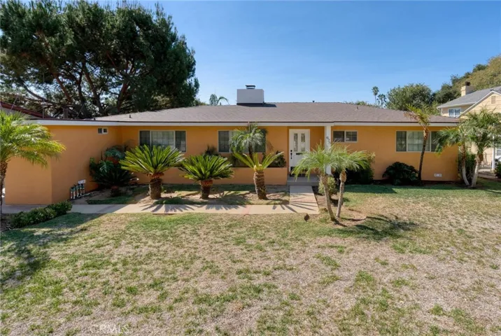 628 Barry Place, Altadena, California 91001