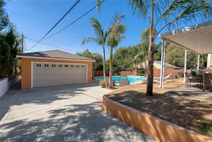 628 Barry Place, Altadena, California 91001