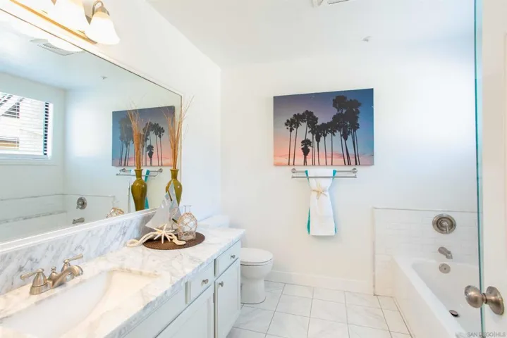 1680 N Coast Highway 101 43, Encinitas, California 92024