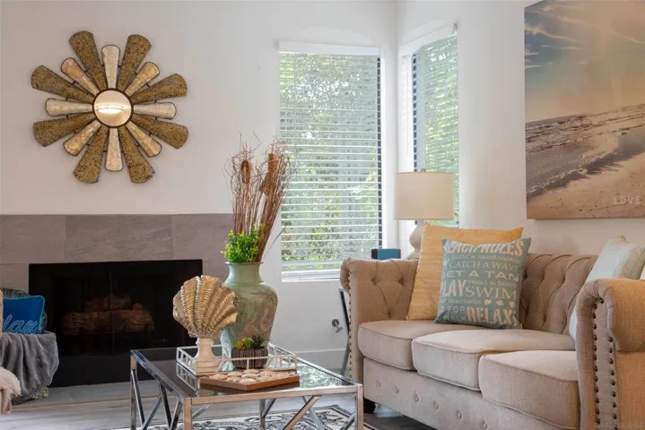 1680 N Coast Highway 101 43, Encinitas, California 92024