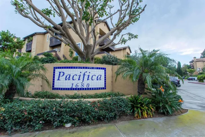 1680 N Coast Highway 101 43, Encinitas, California 92024