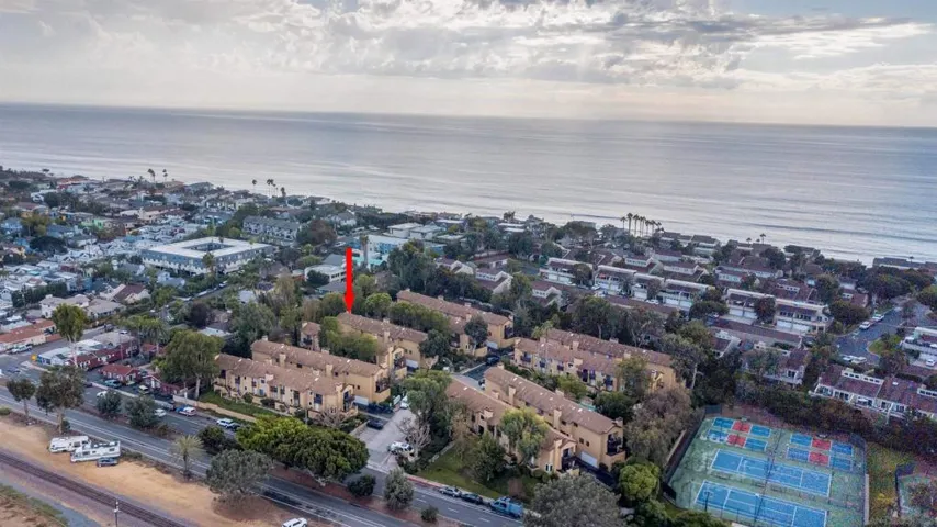 1680 N Coast Highway 101 43, Encinitas, California 92024