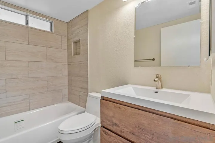 445 Ribbon Beach Way 277, Oceanside, California 92058