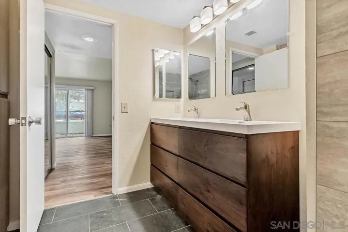 445 Ribbon Beach Way 277, Oceanside, California 92058