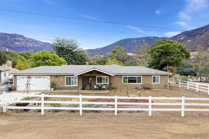 6038 Dehesa Rd, El Cajon, California 92019