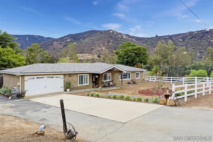 6038 Dehesa Rd, El Cajon, California 92019