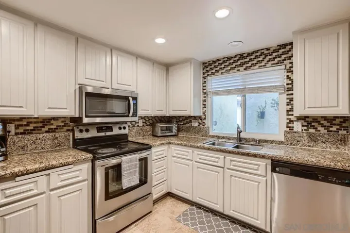 5655 Tumbleweed Way, Oceanside, California 92057