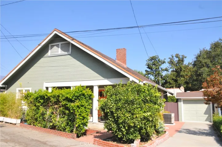 2429 Seneca Street, Pasadena, California 91107