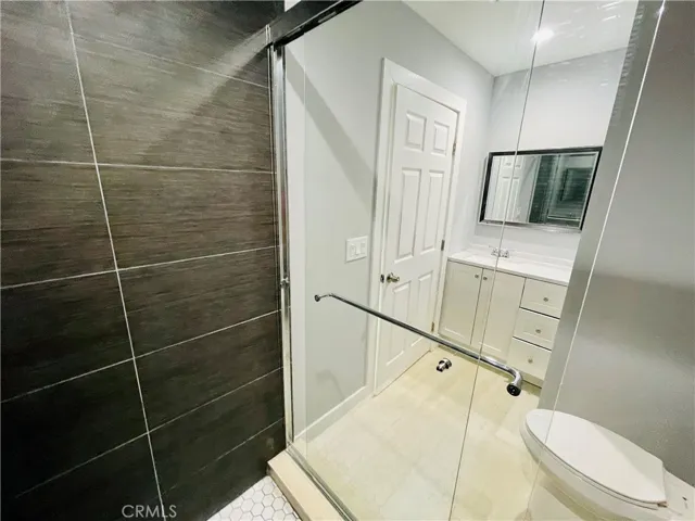 18720 Cohasset Street, Reseda, California 91335