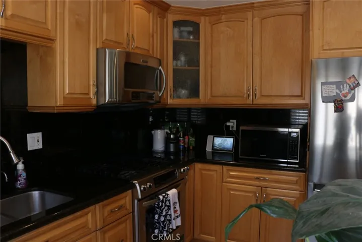 16716 Highfalls Street, Canyon Country, California 91387