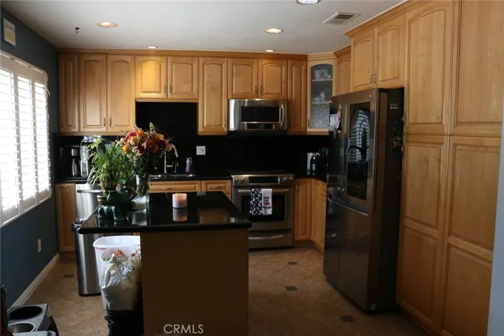 16716 Highfalls Street, Canyon Country, California 91387