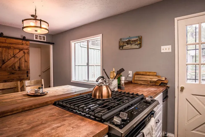 1804 Freeman Drive, Pine Mountain Club, California 93222