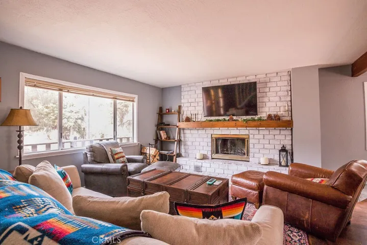 1804 Freeman Drive, Pine Mountain Club, California 93222