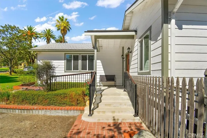 2410 Euclid Cres E E, Upland, California 91784