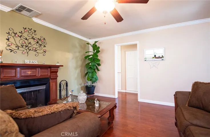10834 Offley Avenue, Downey, California 90241