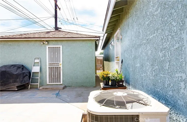 10834 Offley Avenue, Downey, California 90241