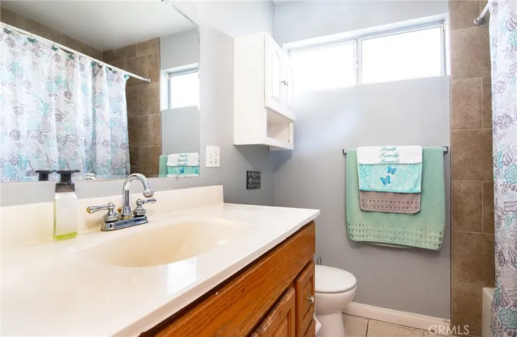 10834 Offley Avenue, Downey, California 90241