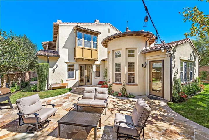 8 Adele Street, Ladera Ranch, California 92694