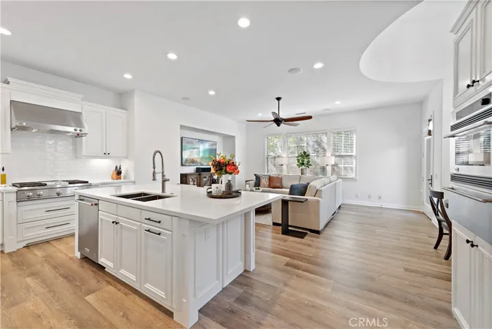 8 Adele Street, Ladera Ranch, California 92694