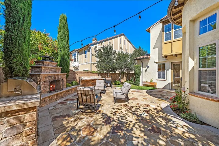 8 Adele Street, Ladera Ranch, California 92694