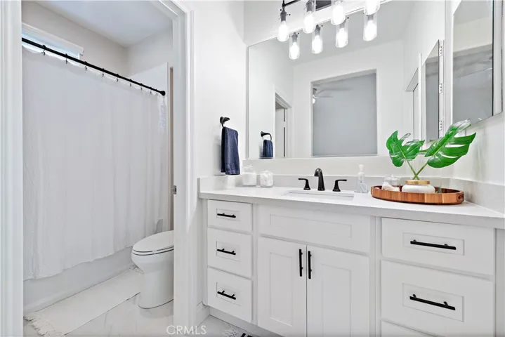 8 Adele Street, Ladera Ranch, California 92694
