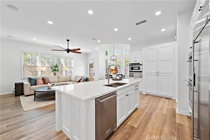 8 Adele Street, Ladera Ranch, California 92694