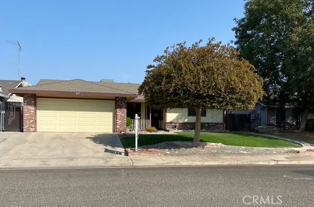 527 E Grove Avenue, Atwater, California 95301