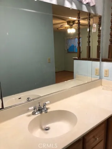 527 E Grove Avenue, Atwater, California 95301