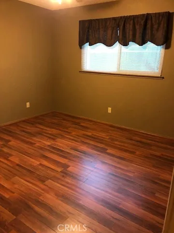 527 E Grove Avenue, Atwater, California 95301