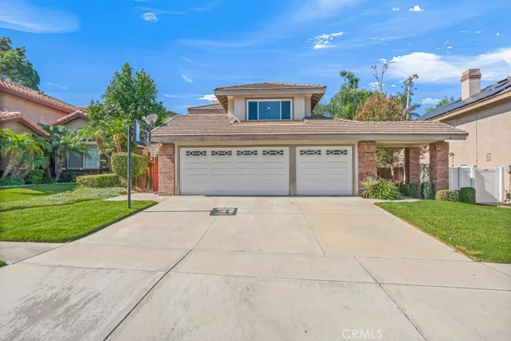 2330 Whiteoak Lane, Corona, California 92882