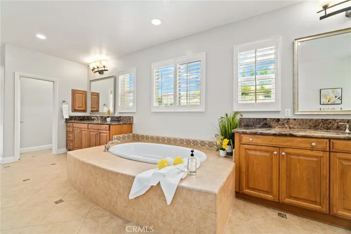 3204 Corte Pacifica, Carlsbad, California 92009