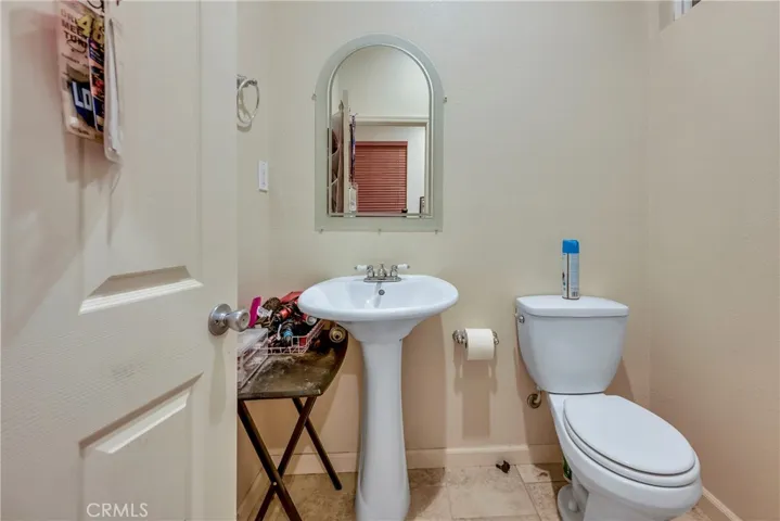 905 Oak Park Way, Lakeport, California 95453