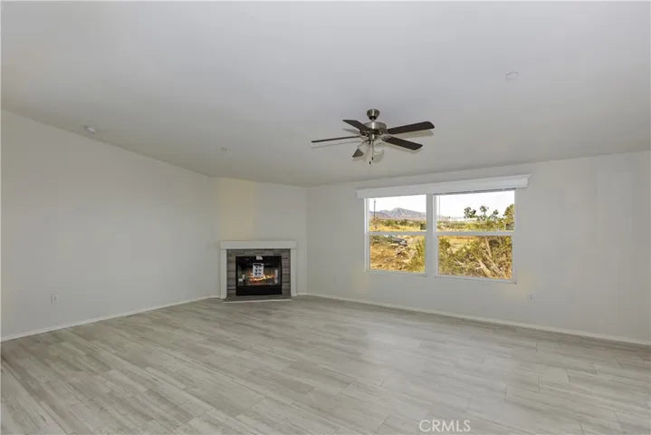 Spacious Family Room