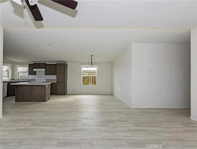 Kitchen with eating area