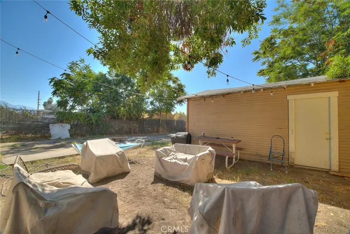 167 W 9th Street, San Bernardino, California 92401