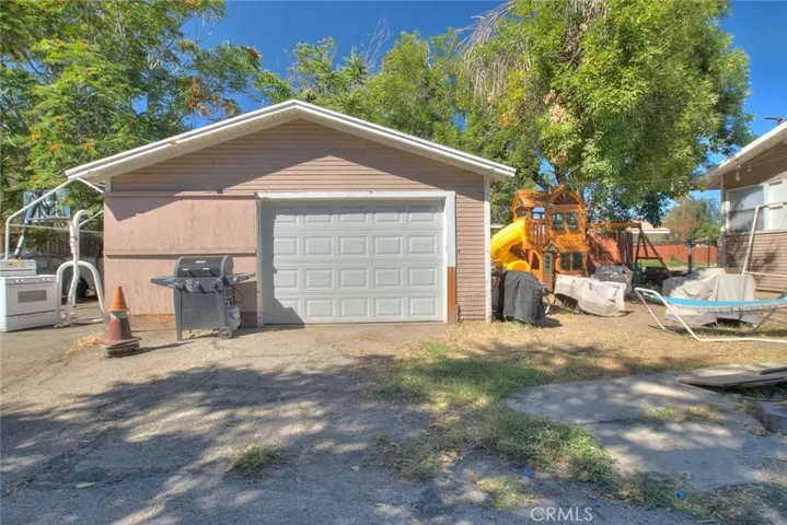 167 W 9th Street, San Bernardino, California 92401