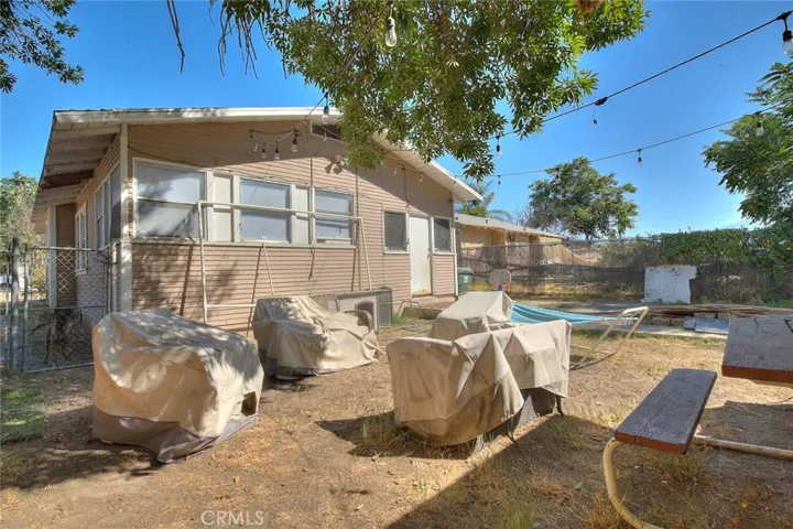 167 W 9th Street, San Bernardino, California 92401