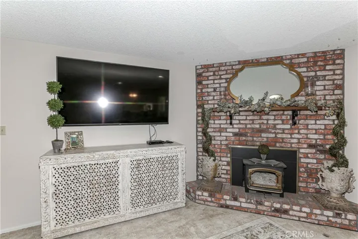 2951 Redwood Drive, Merced, California 95340
