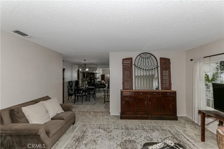 2951 Redwood Drive, Merced, California 95340
