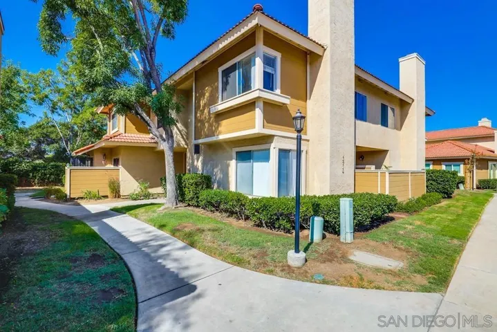 10719 Holly Meadows Dr C, Santee, California 92071