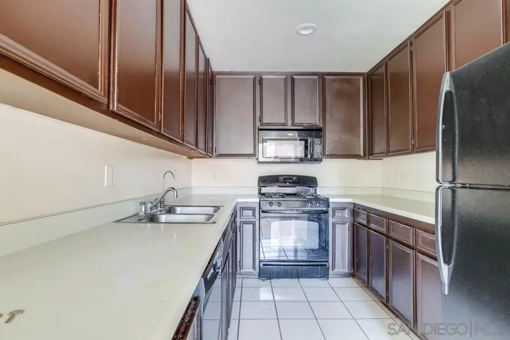10719 Holly Meadows Dr C, Santee, California 92071