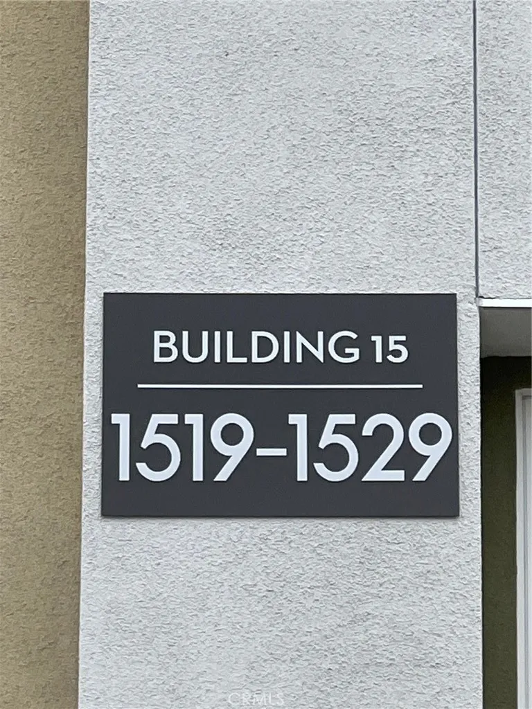Located in one of South Coves most desirable buildings, #15.