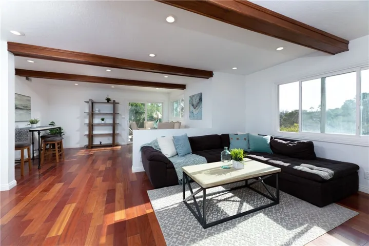 10255 Overhill Drive, Cowan Heights, California 92705