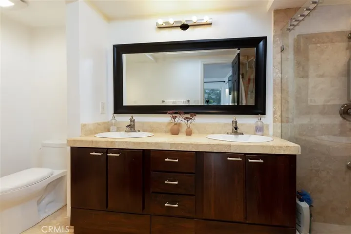 10255 Overhill Drive, Cowan Heights, California 92705