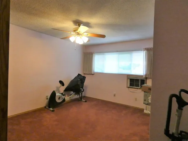11223 Posthill Road, Lakeside, California 92040