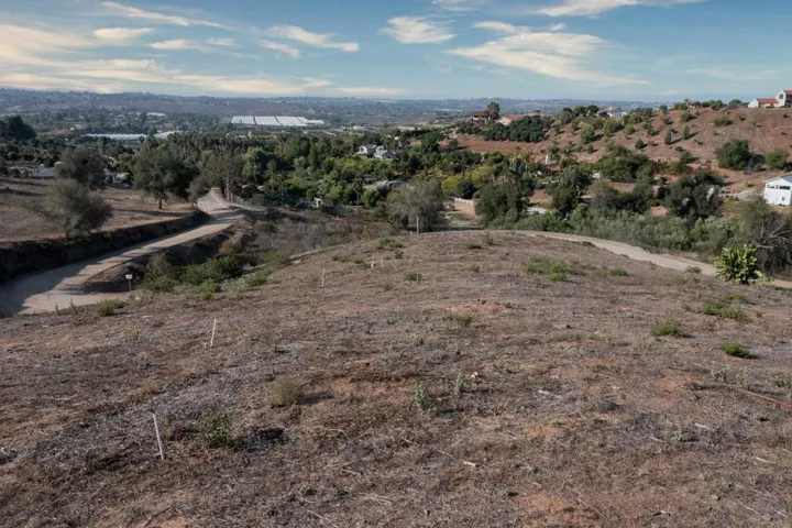 5 .5 Acres Via Puerta Del Sol, Bonsall, California 92003
