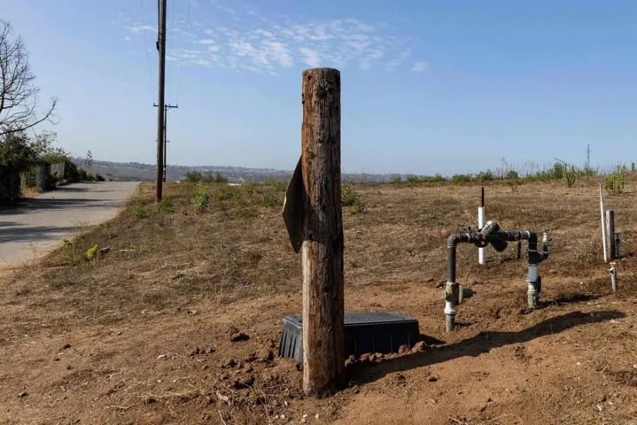 Telephone and Electric along the easterly boundary of the property adj to Valle Del Sol