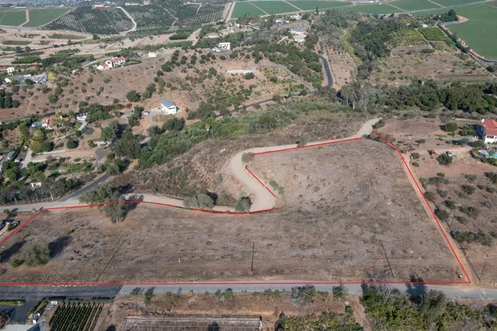 5 .5 Acres Via Puerta Del Sol, Bonsall, California 92003