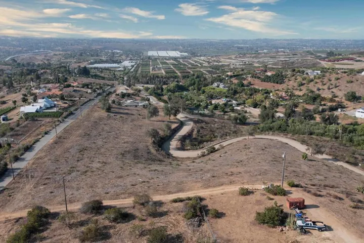 5 .5 Acres Via Puerta Del Sol, Bonsall, California 92003