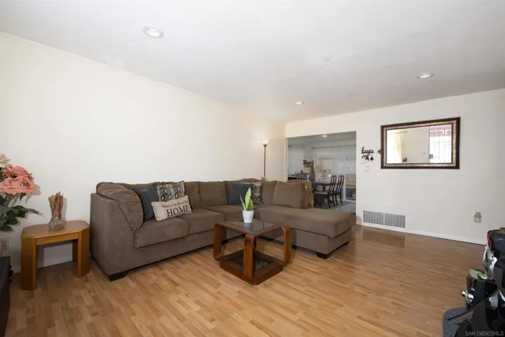 12652 Robison Boulevard, Poway, California 92064